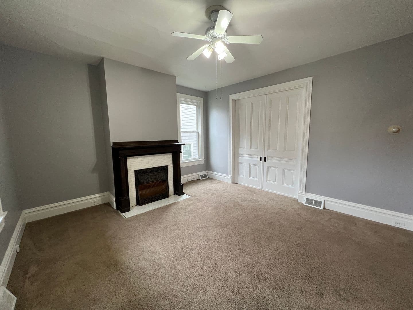 Carnegie Apartment: 325 Rowland - Apt. #1