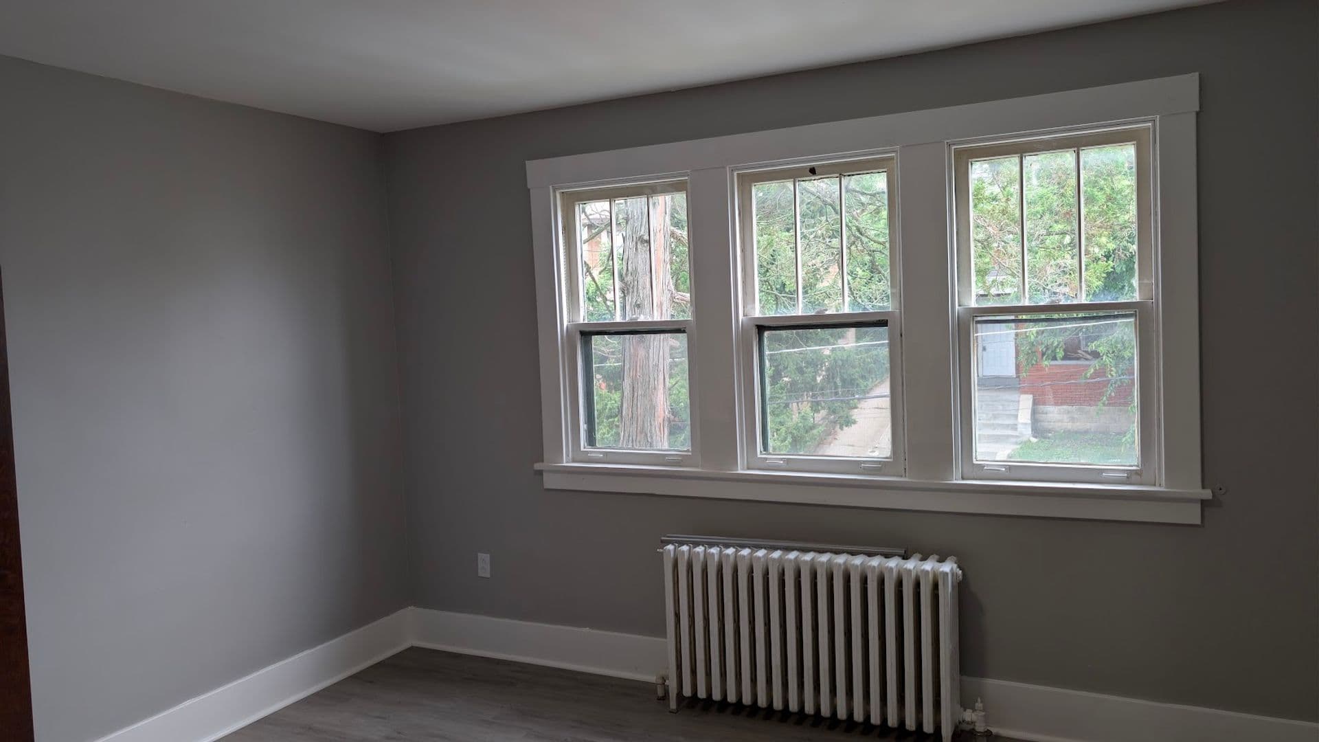 Pittsburgh House: 199 Saint Joseph St.