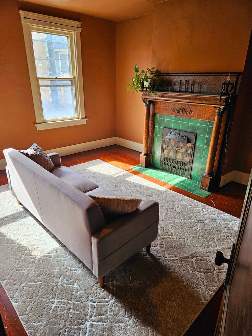 Pittsburgh House: 3842 Baytree St
