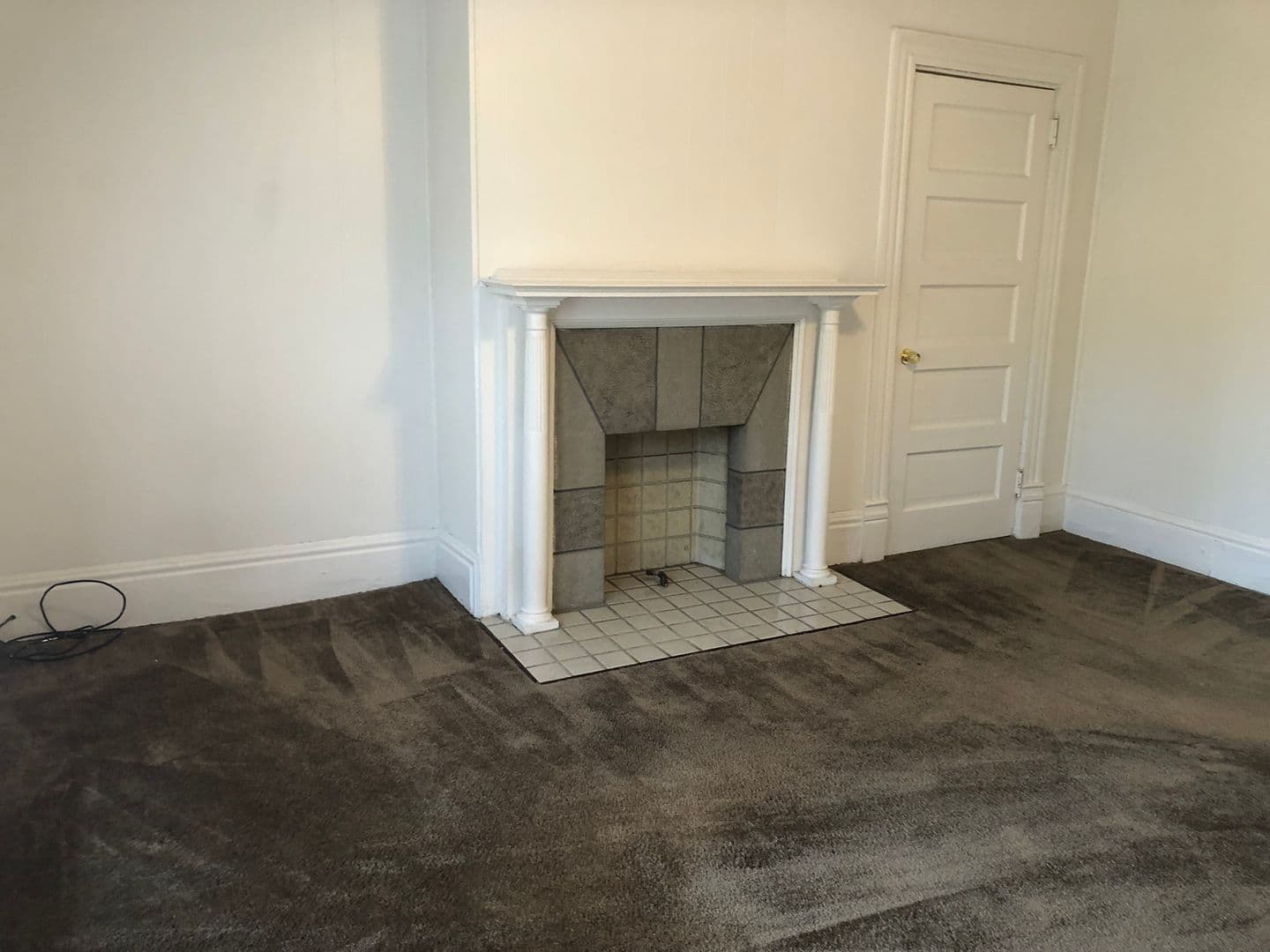 Pittsburgh Apartment: 509 Forest Ave - Apt. #2