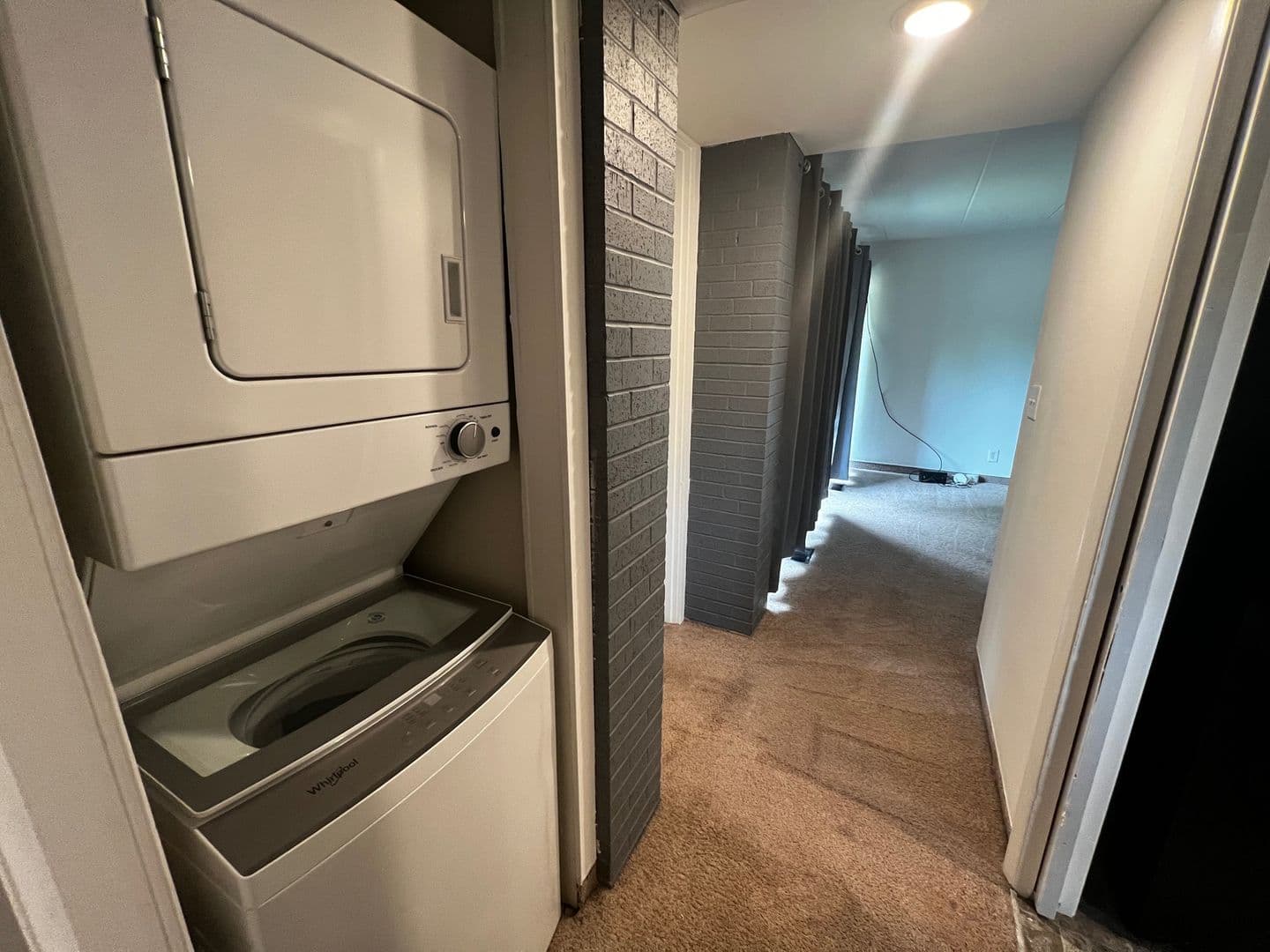 Columbia Apartment: 1503 Anthony St
