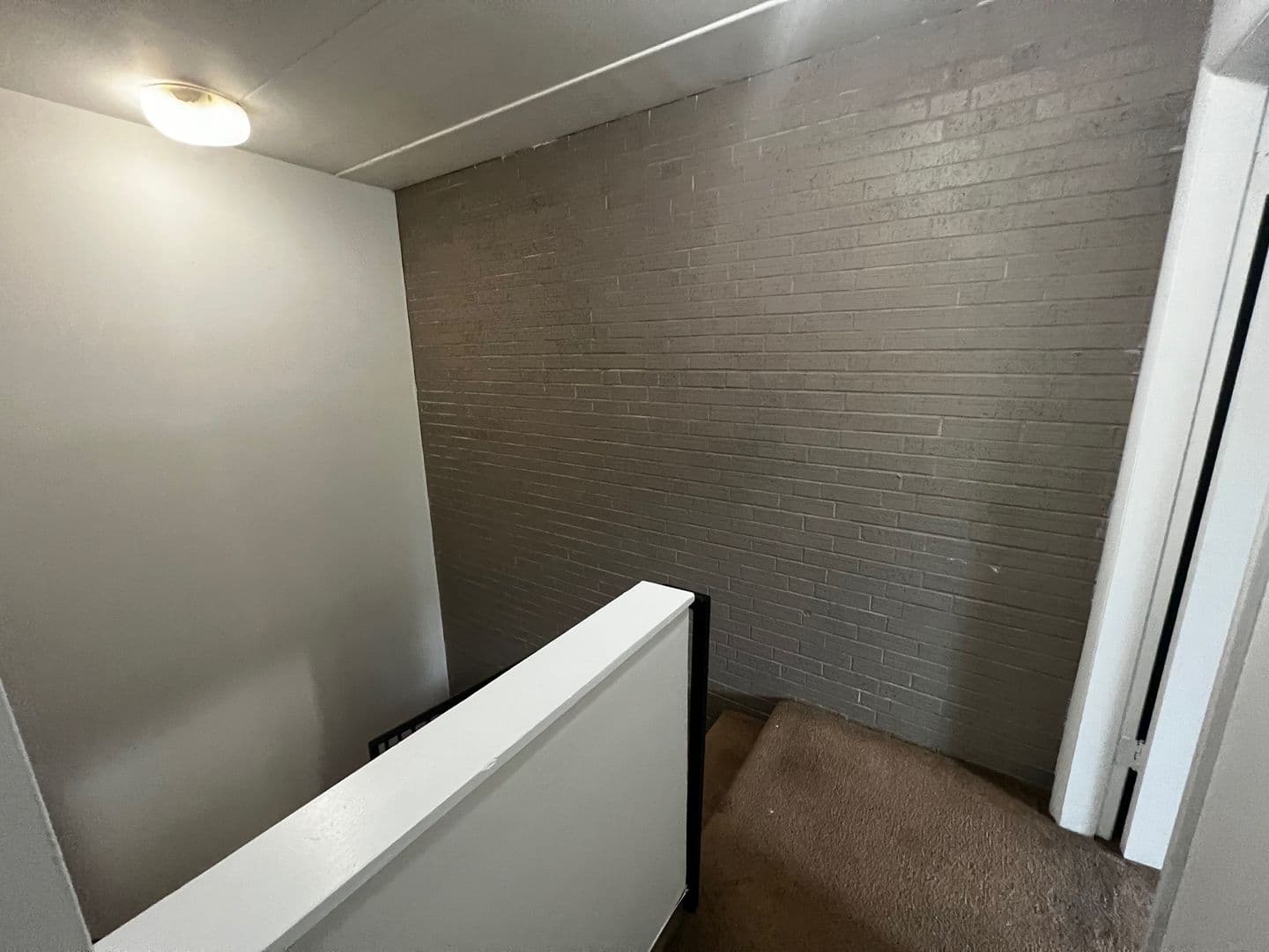 Columbia Apartment: 1503 Anthony St