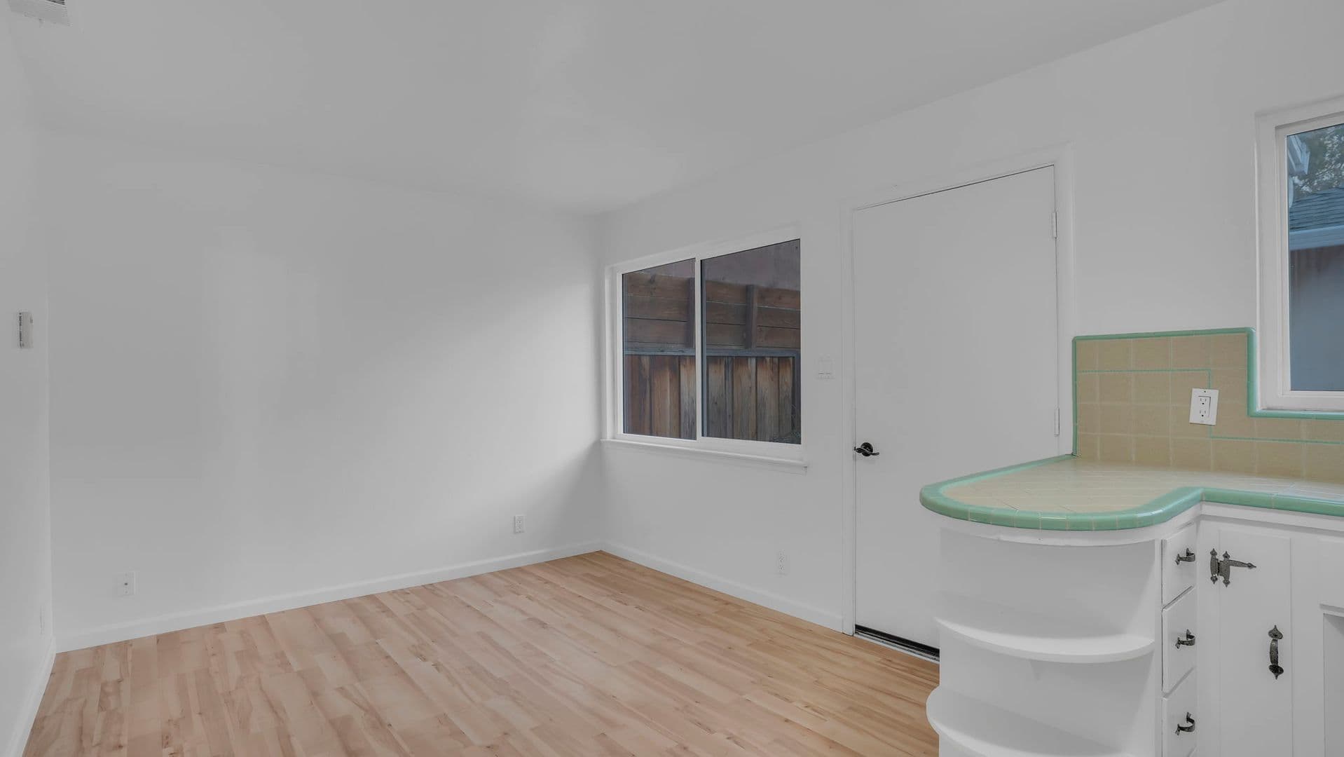 San Jose House: 16120 Alum Rock Ave