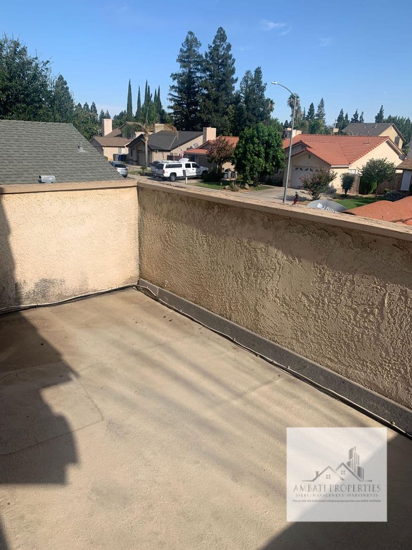 Fresno House: 1703 E. Eclipse Ave