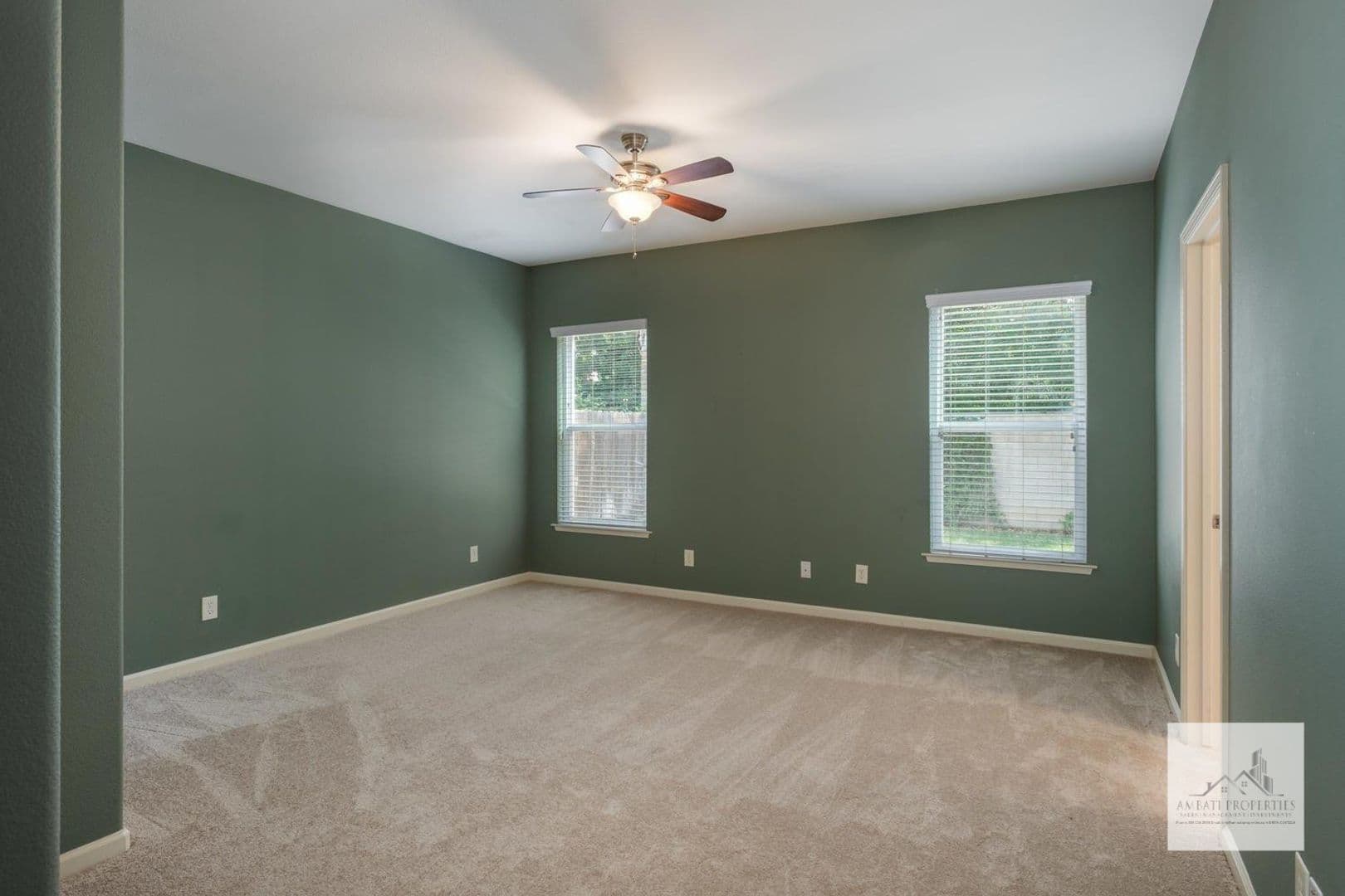 Fresno House: 2915 E. Eclipse Ave