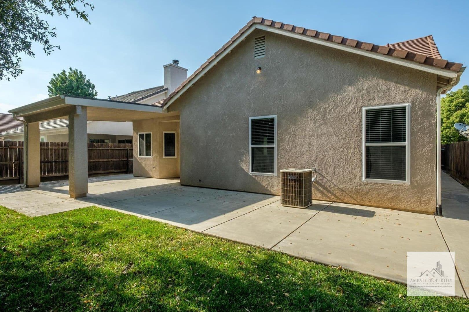 Fresno House: 2915 E. Eclipse Ave