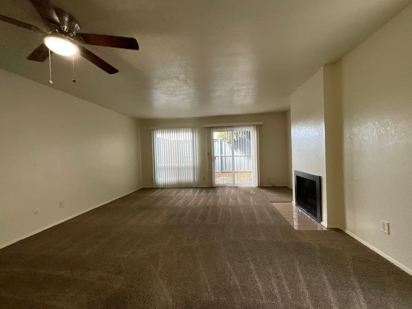 Clovis Townhome: 1509 Willow Ave #101