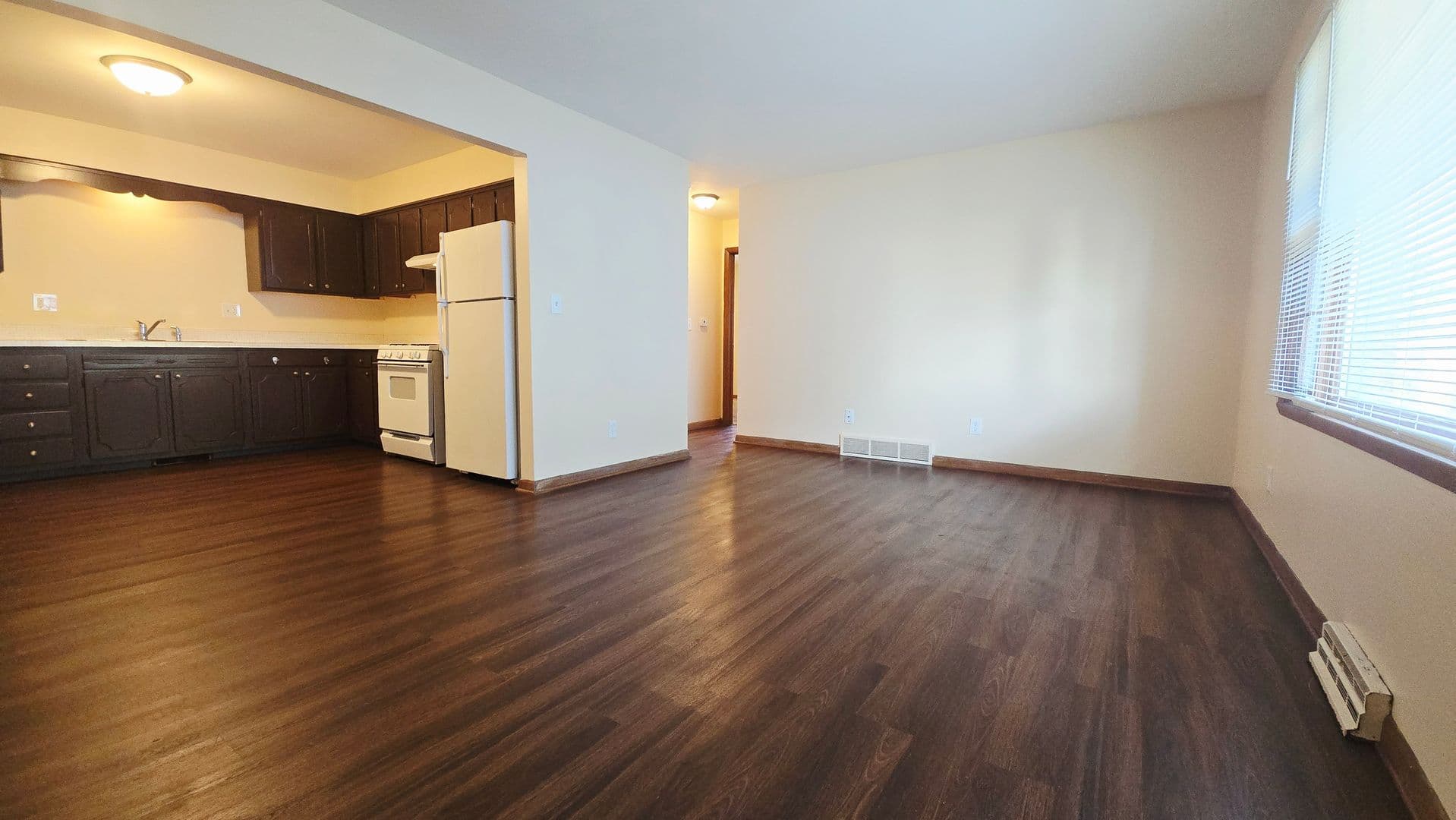 Rockford Apartment: 607 N 2nd St