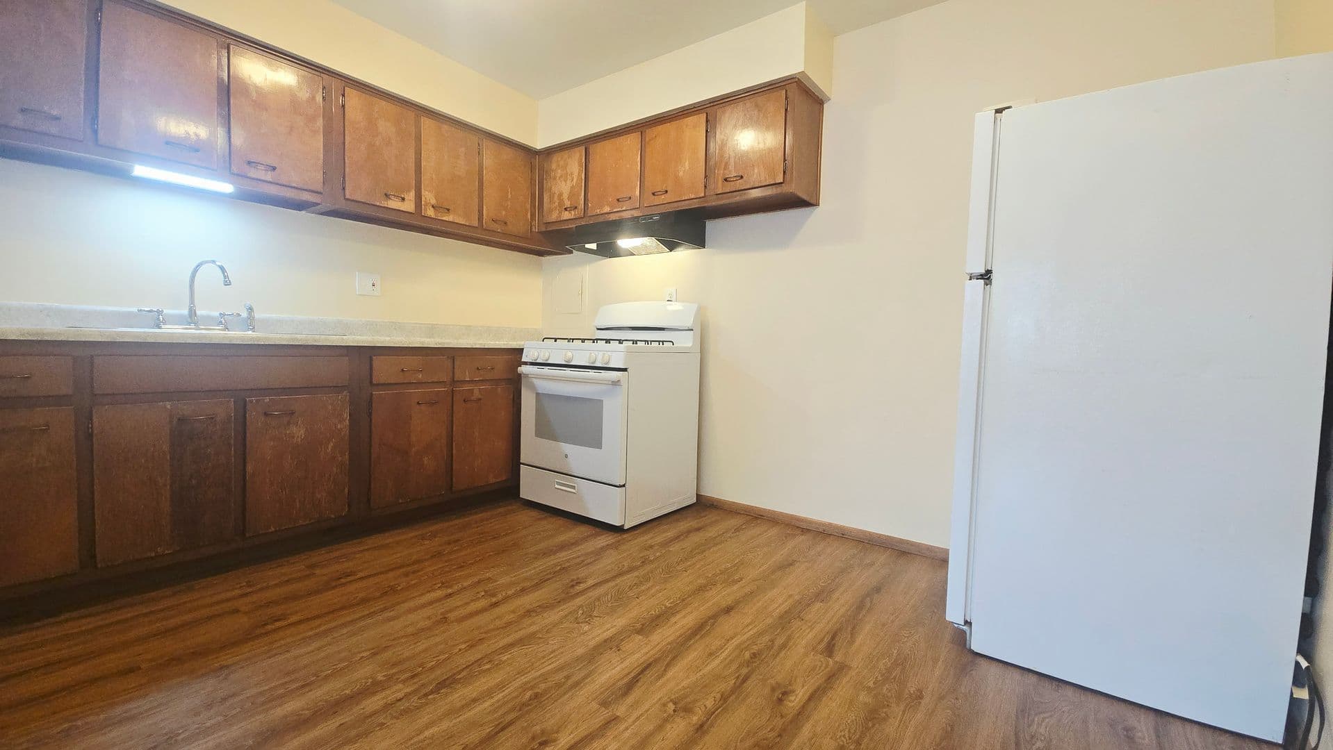 Rockford Apartment: 1020 N Main St