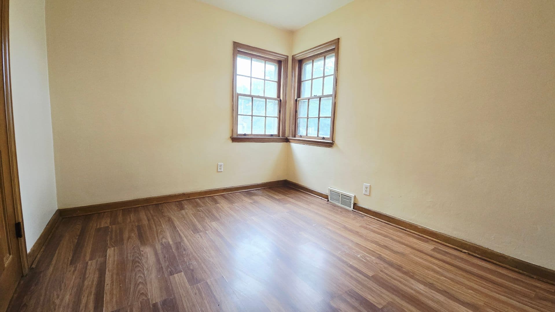 Rockford House: 2904 Knight Ave