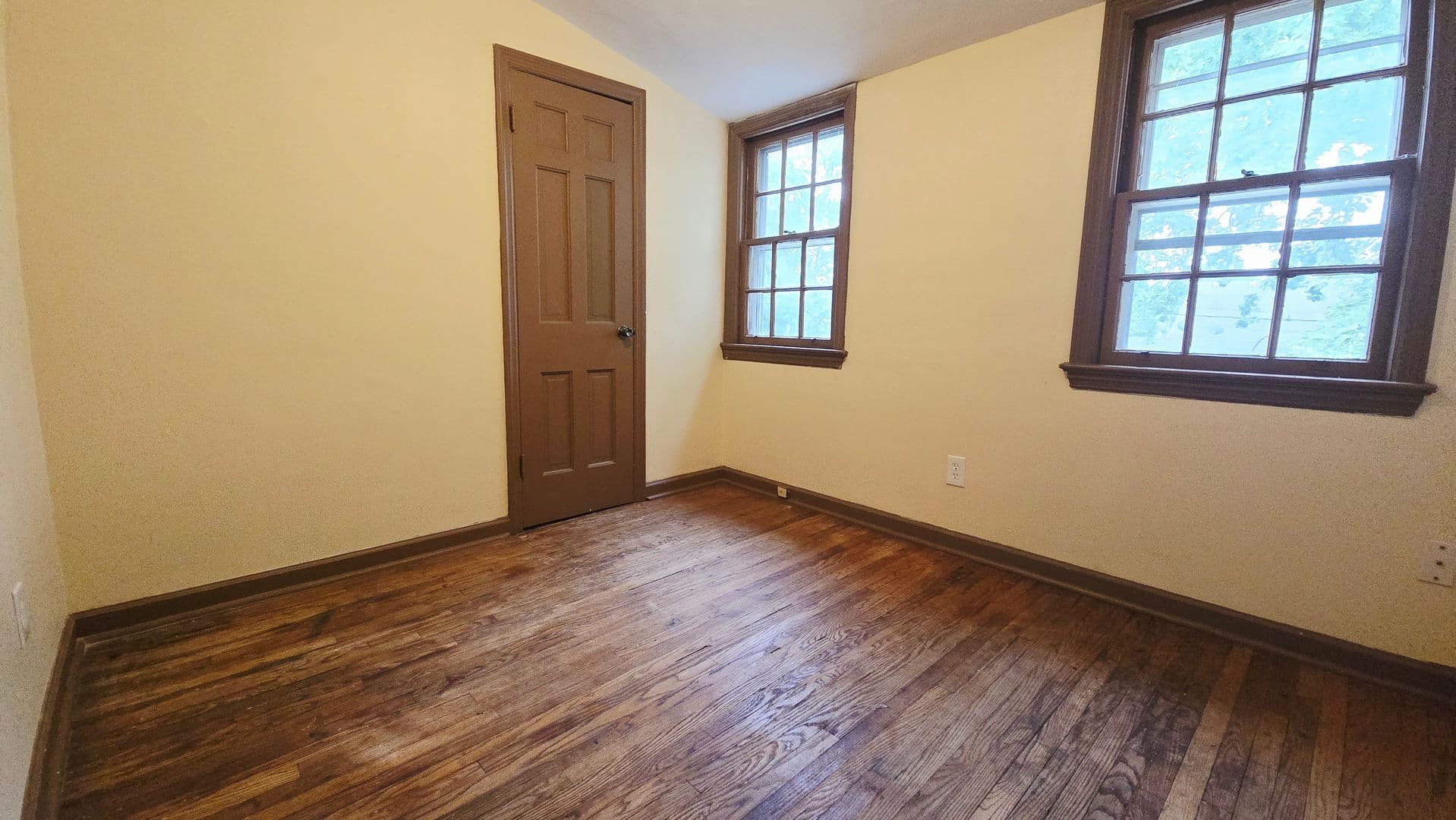 Rockford House: 2904 Knight Ave