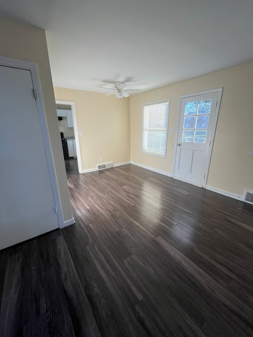 Rantoul Apartment: 701-749 Cantonment Ave