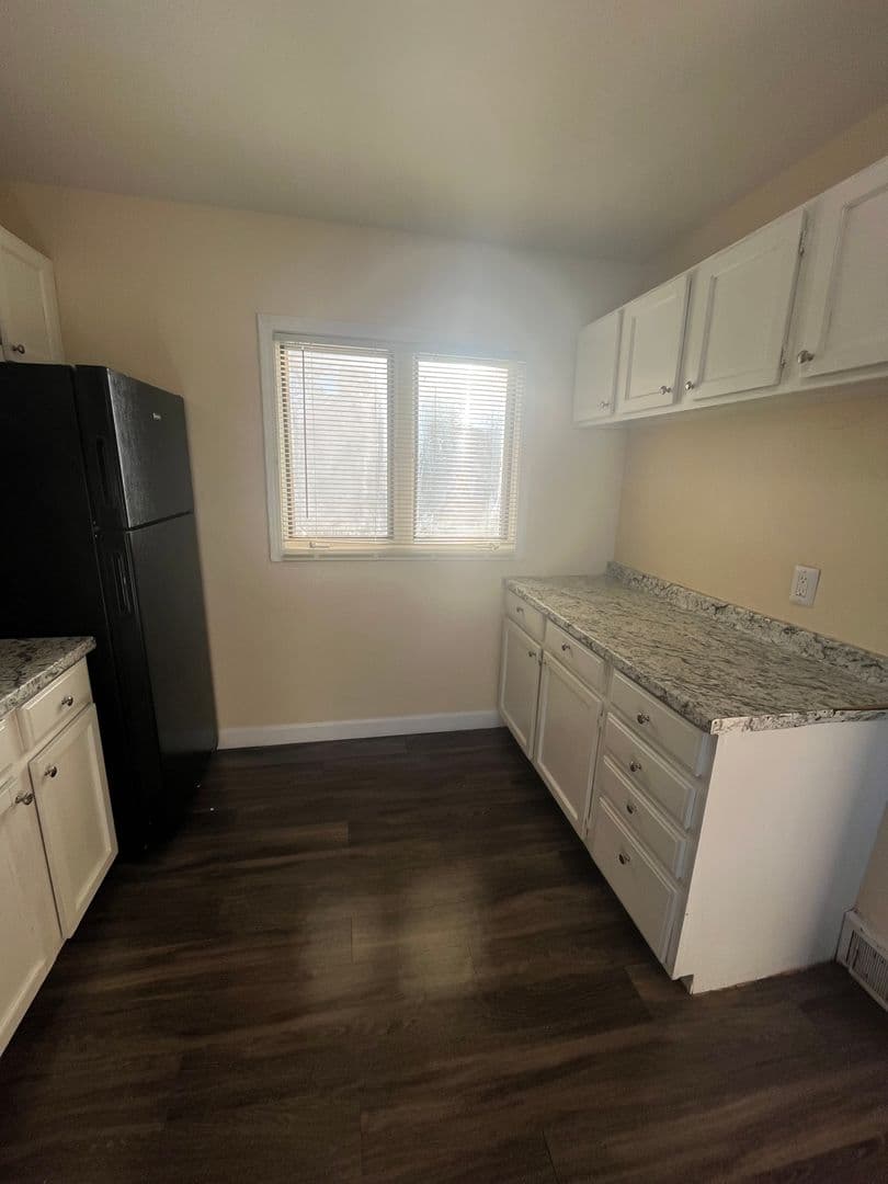 Rantoul Apartment: 701-749 Cantonment Ave