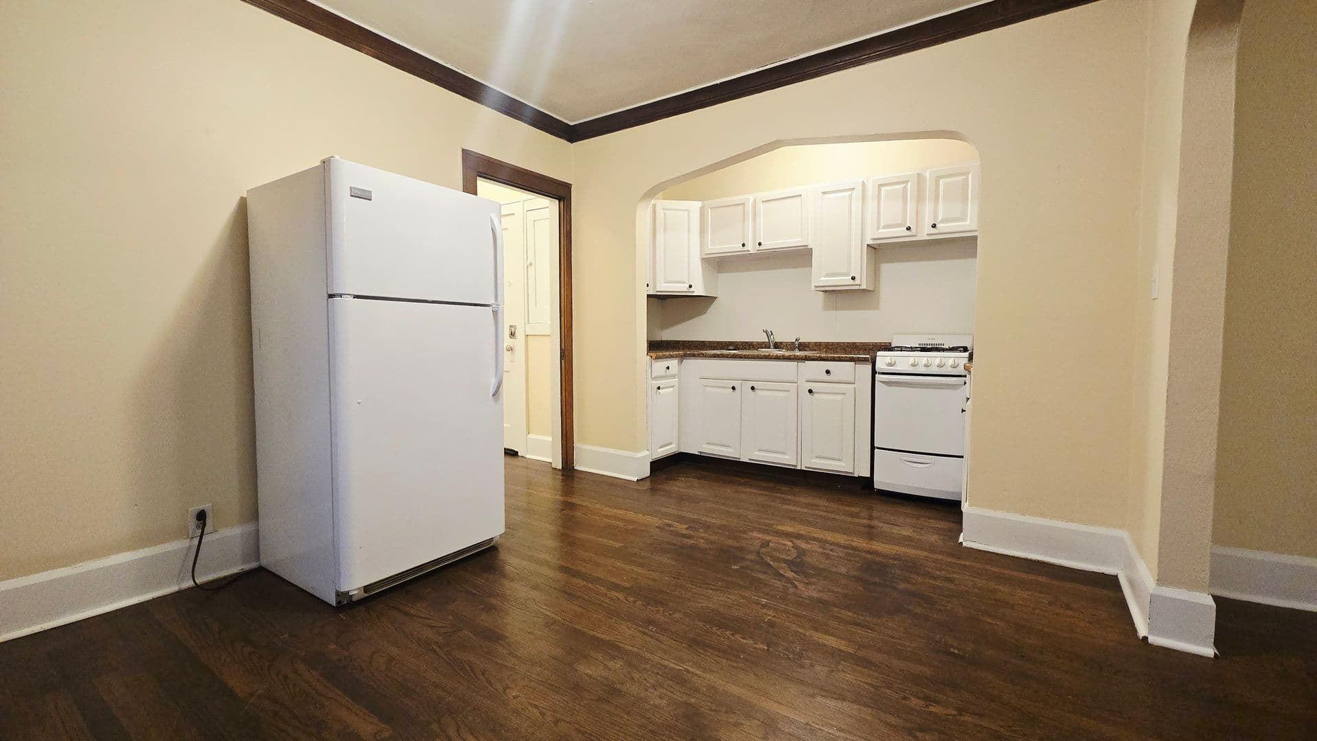Rockford Apartment: 1415-17 21st Ave
