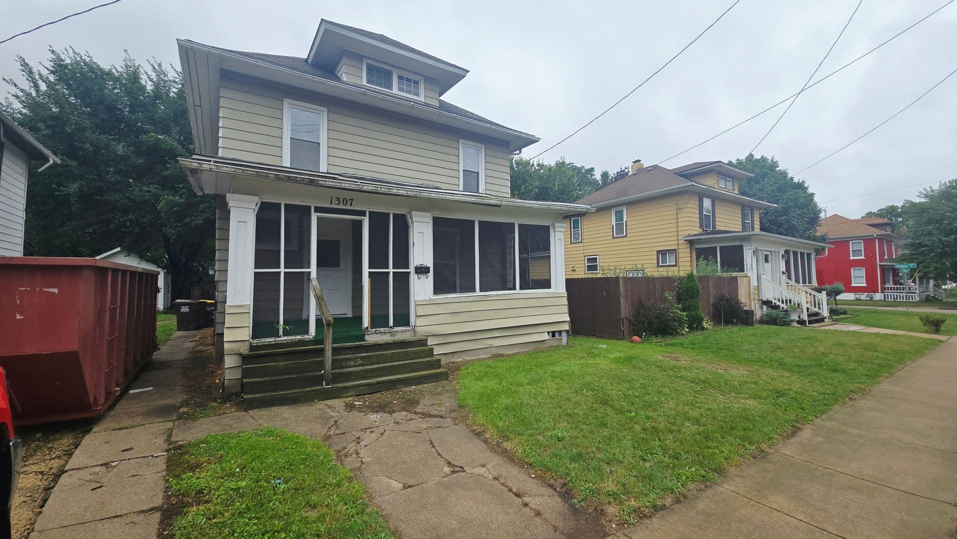 Rockford House: 1307 Jackson St