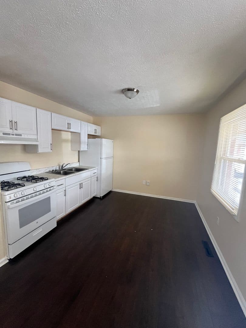 Rantoul Apartment: 603 S Maplewood Dr