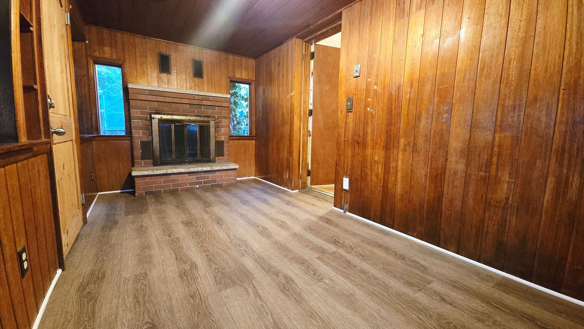 Rockford House: 2904 Knight Ave