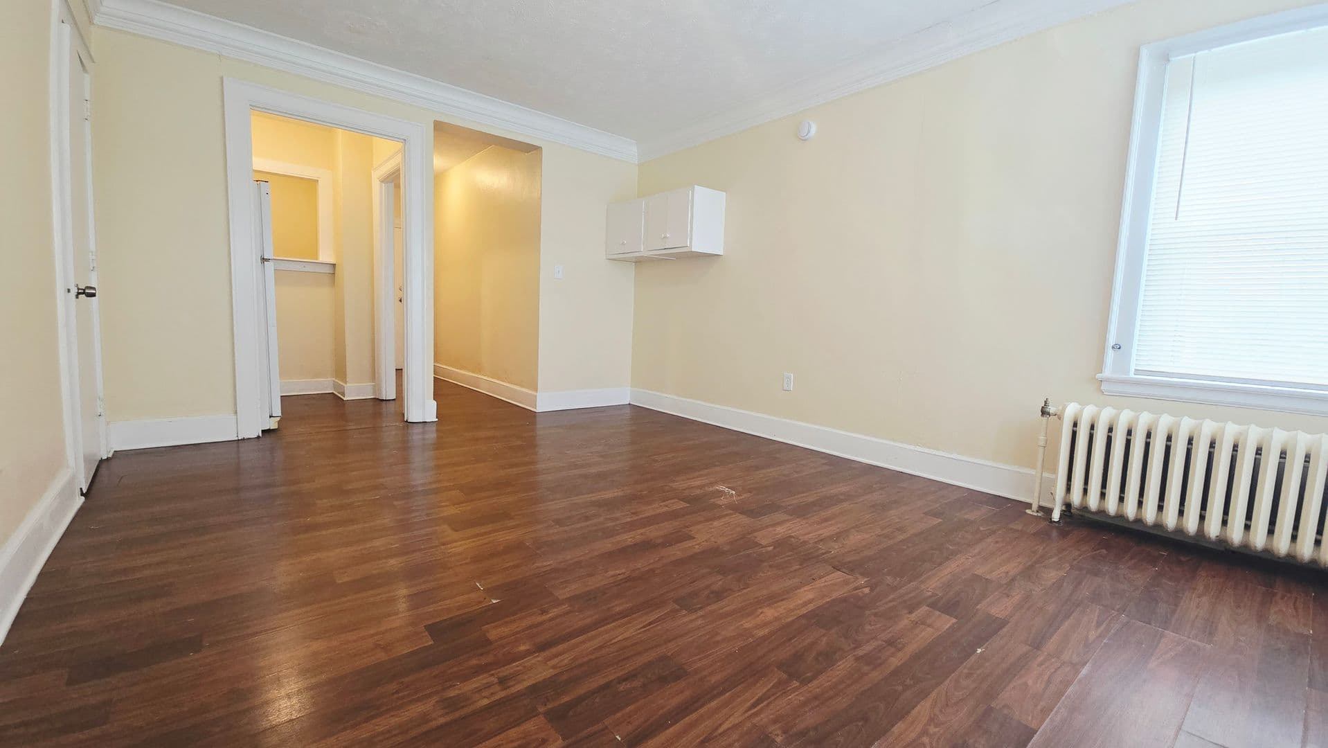 Rockford Apartment: 529 N Main St