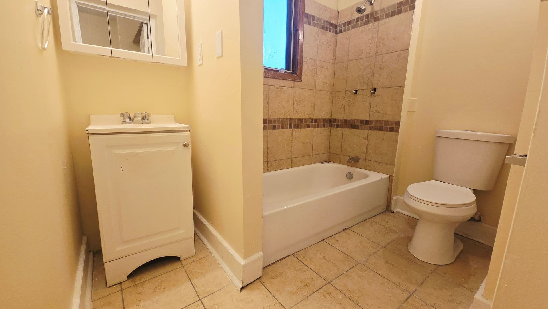 Rockford House: 1322 S 6th St