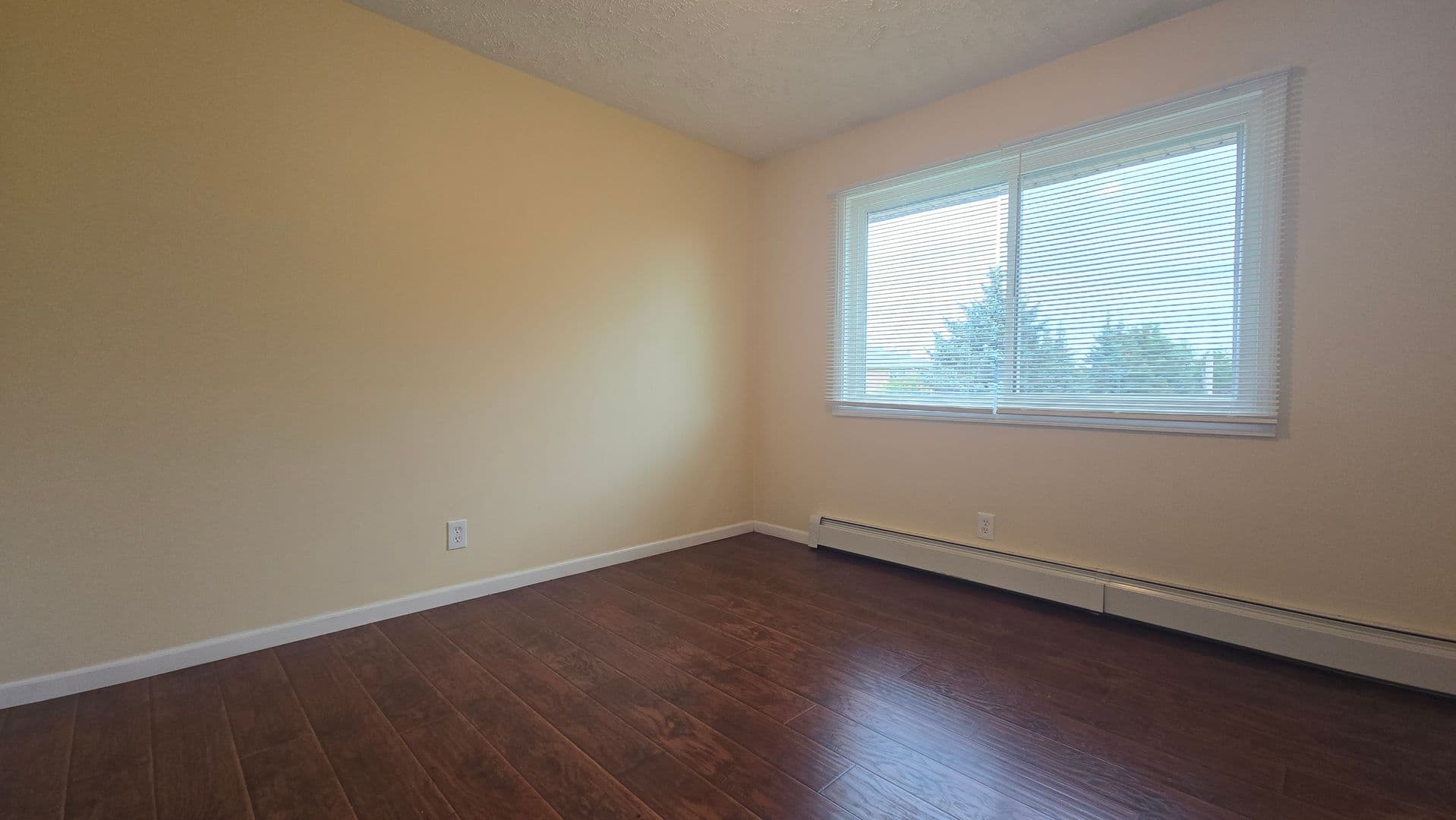 Rockford Apartment: 3120 Meriday Ln