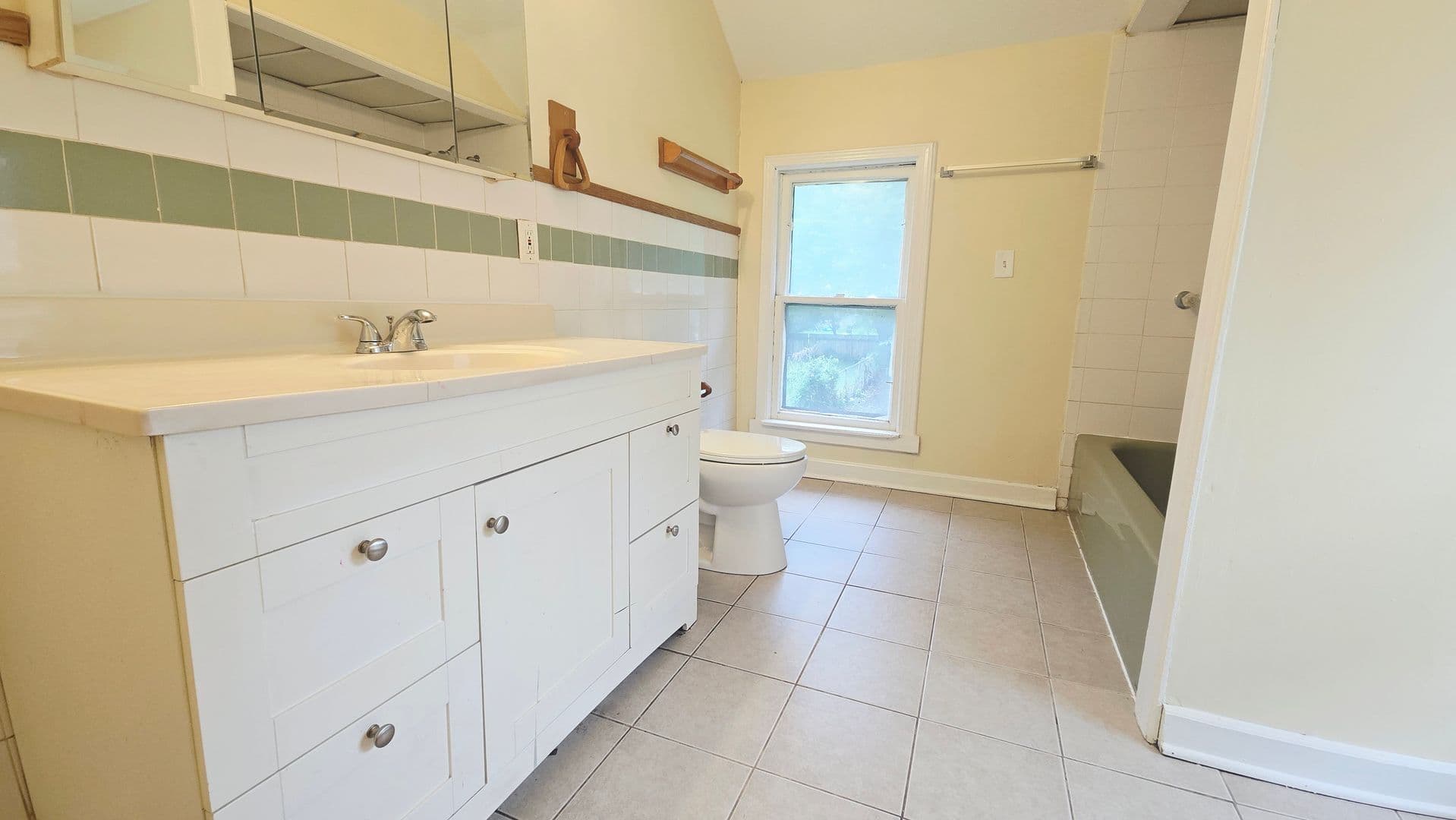 Rockford House: 1309 Jackson St