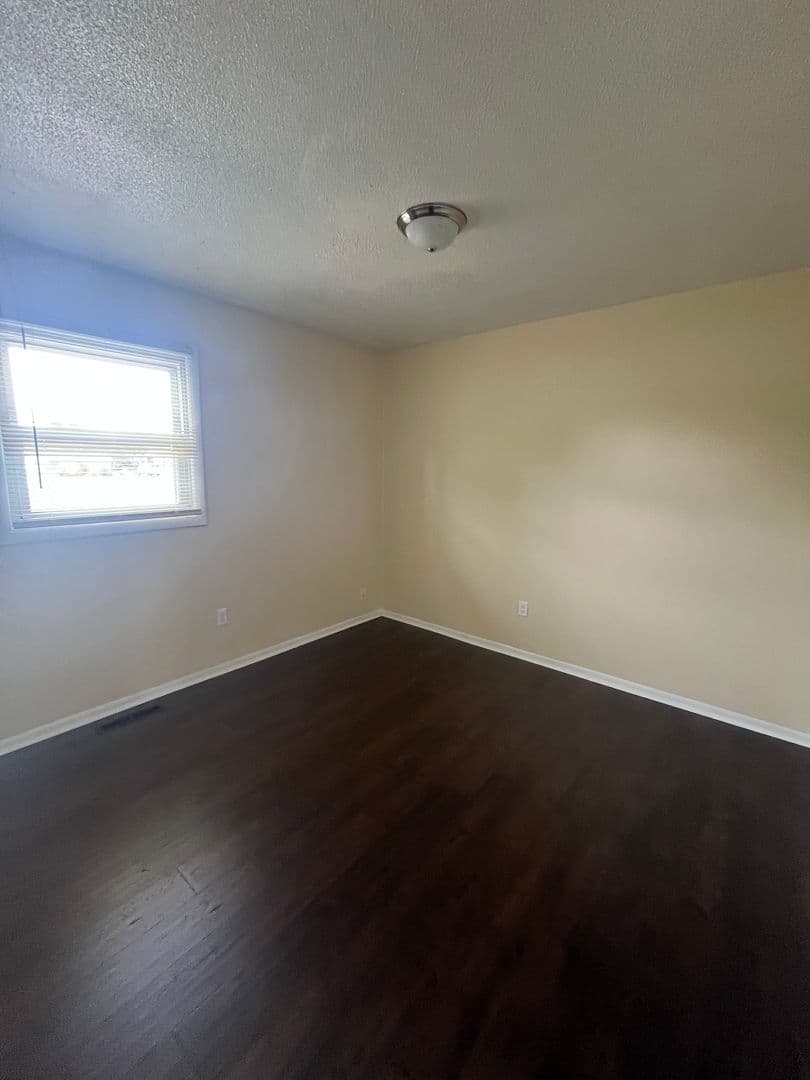 Rantoul Apartment: 603 S Maplewood Dr