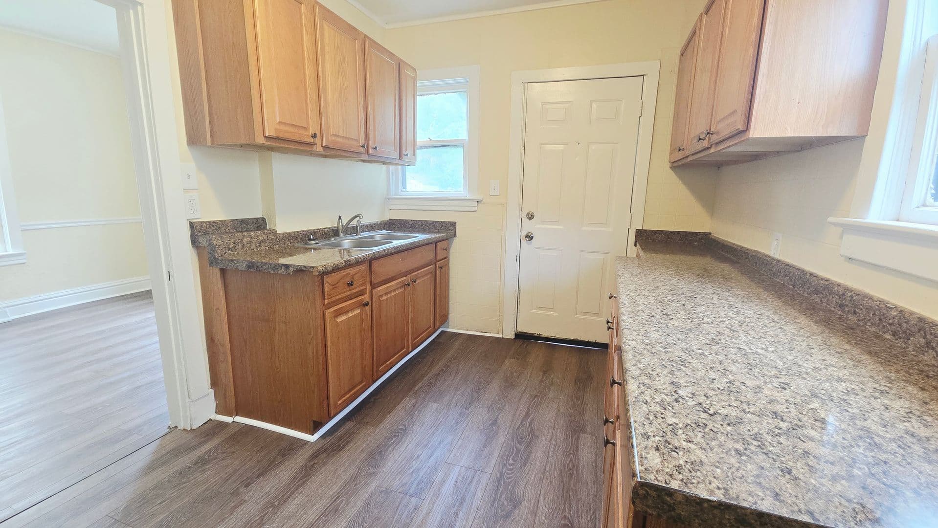 Rockford House: 1309 Jackson St