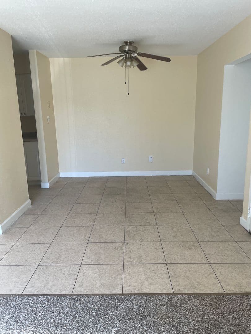 Rantoul Apartment: 1505 Hobson Drive
