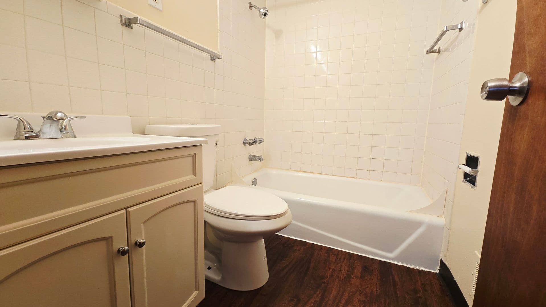 Rockford Apartment: 607 N 2nd St