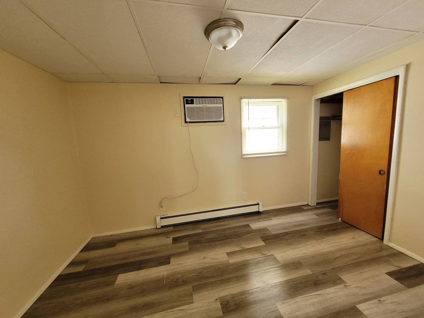 Rantoul Apartment: 345 North Drive