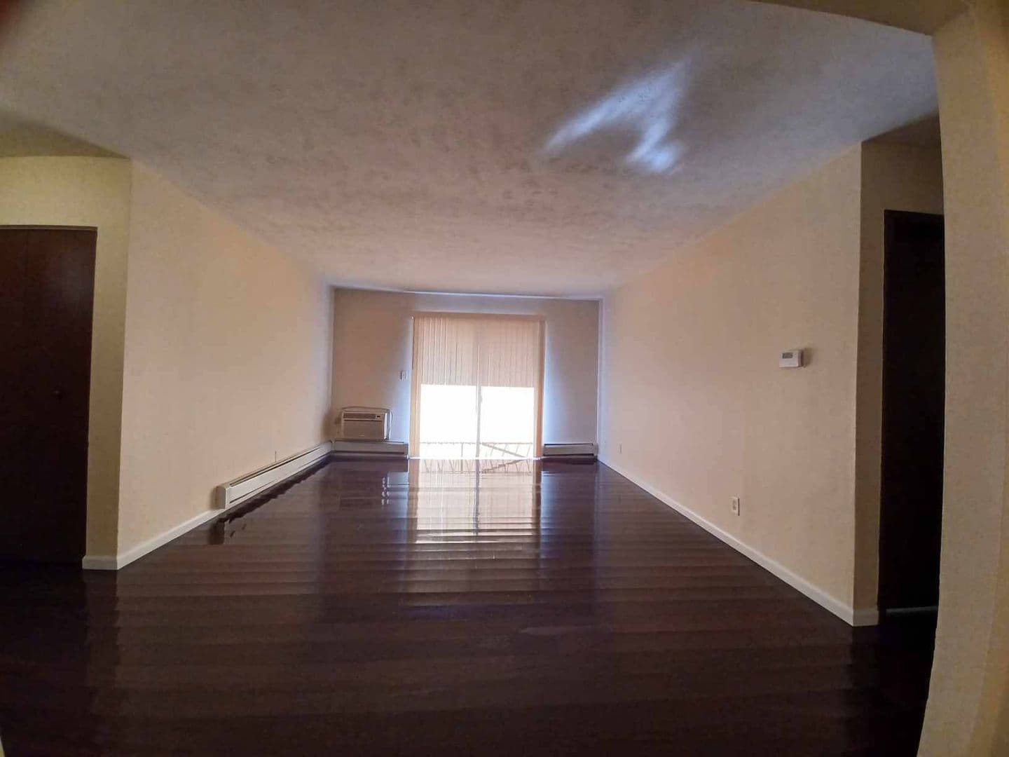 Rockford Apartment: 3627-3631 N Rockton Ave