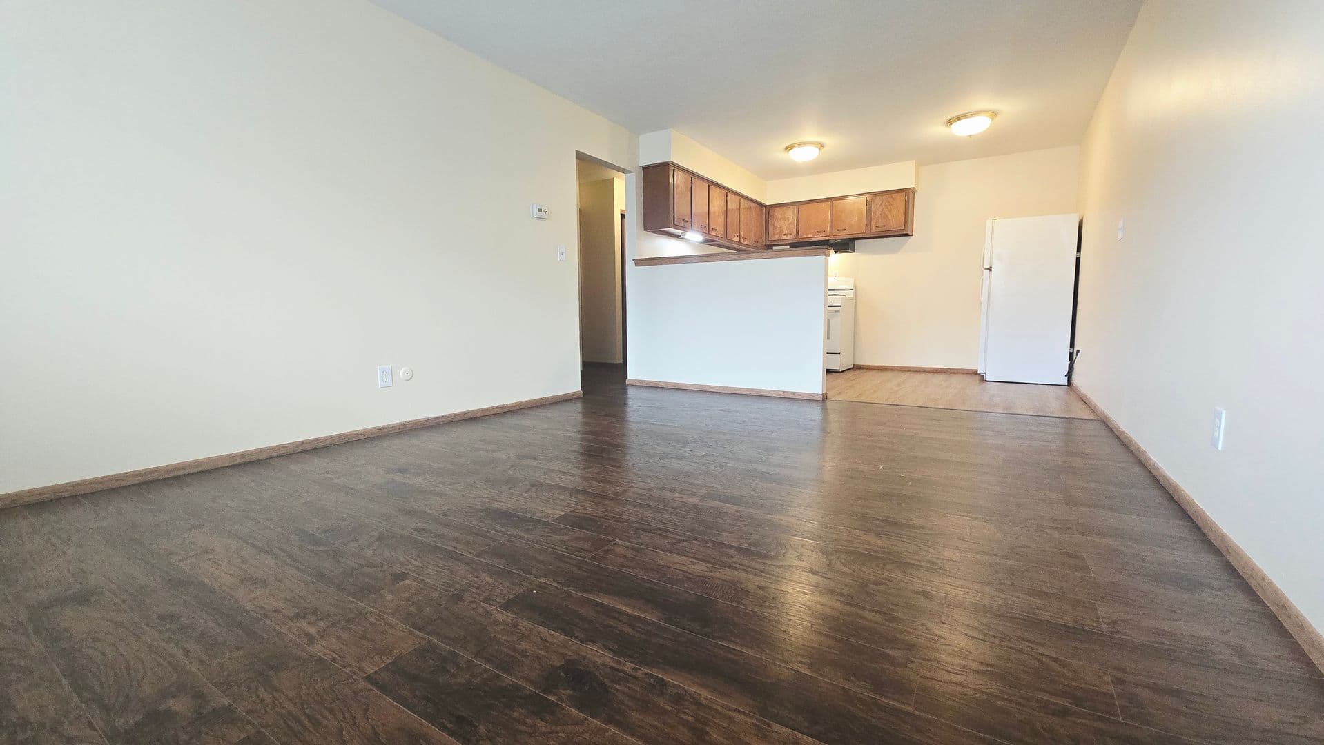 Rockford Apartment: 1020 N Main St
