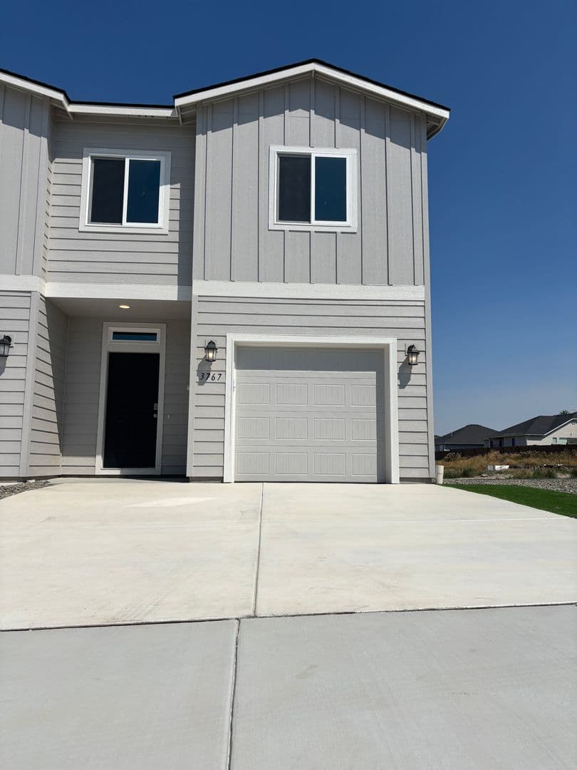 Kennewick Townhome: 3767 S. Roosevelt PL.