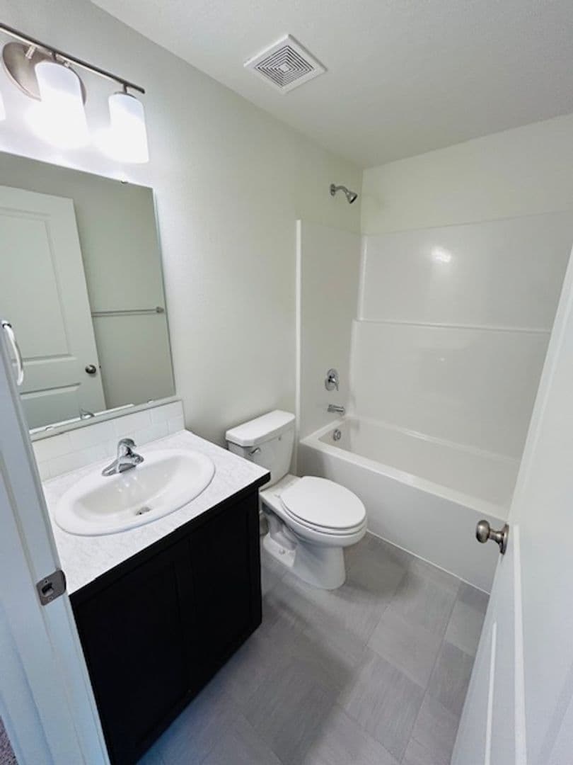 Kennewick Townhome: 6664 W 36th PL