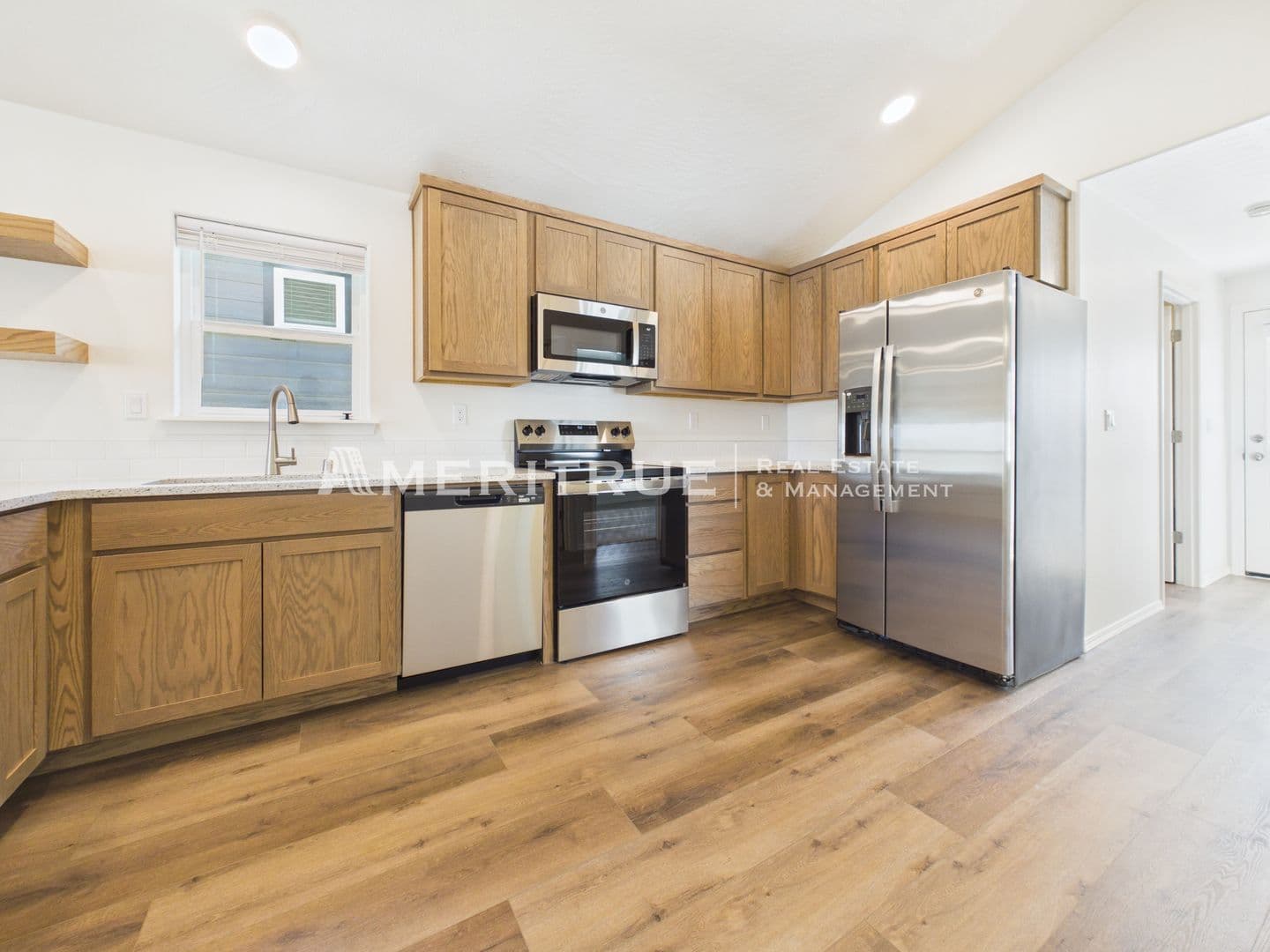 Kennewick House: 3687 S Penn Pl