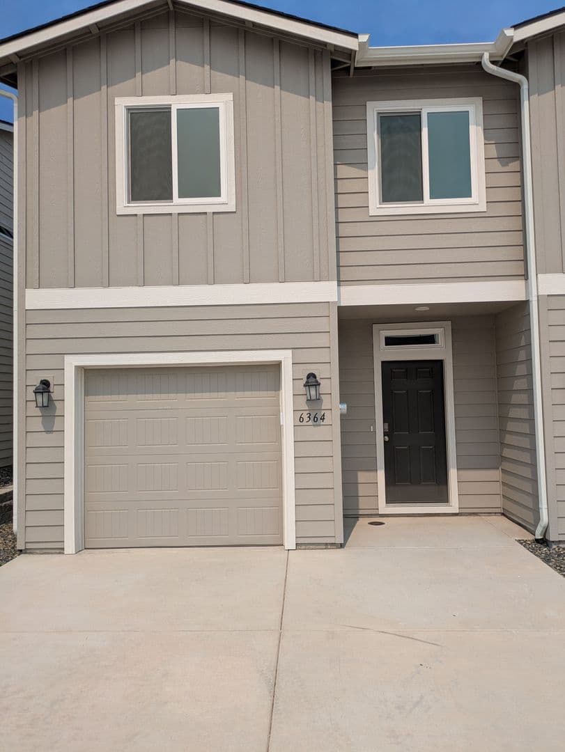 Kennewick Townhome: 6364 W 36th Pl