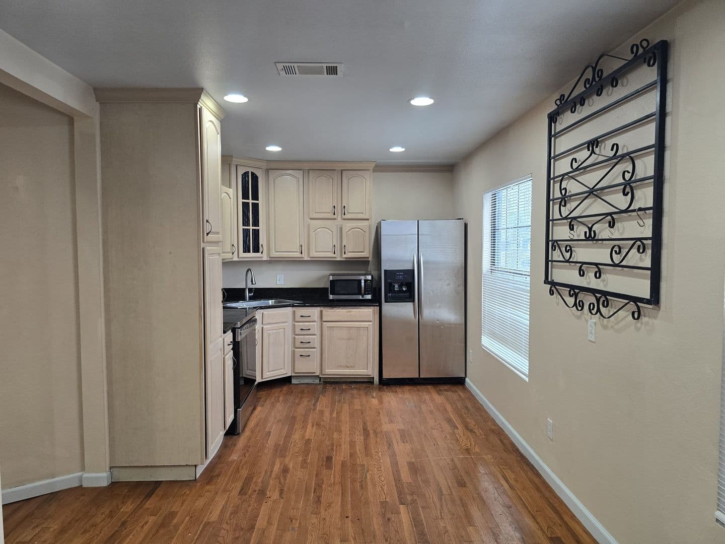 San Antonio House: 2710 West Craig