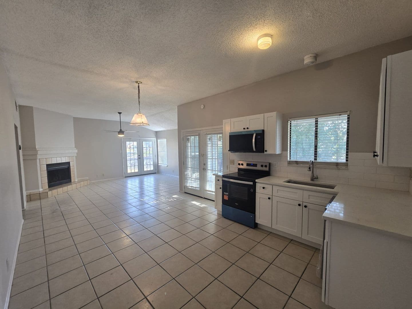 San Antonio House: 8703 Ridge Moon Dr