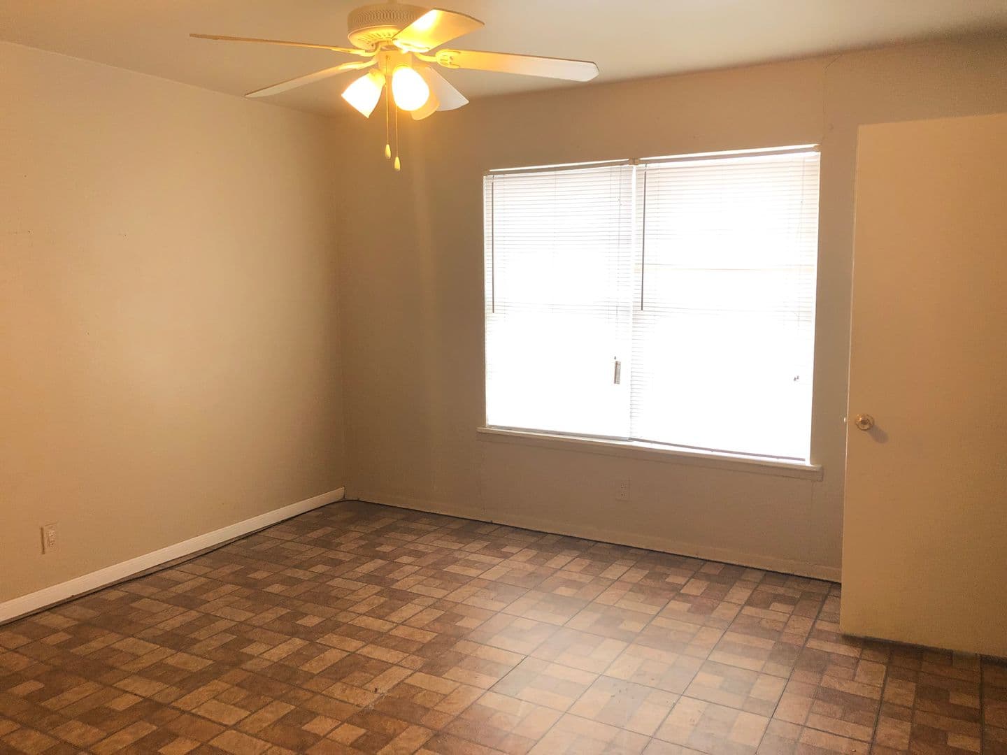 San Antonio House: 308 Babcock Rd