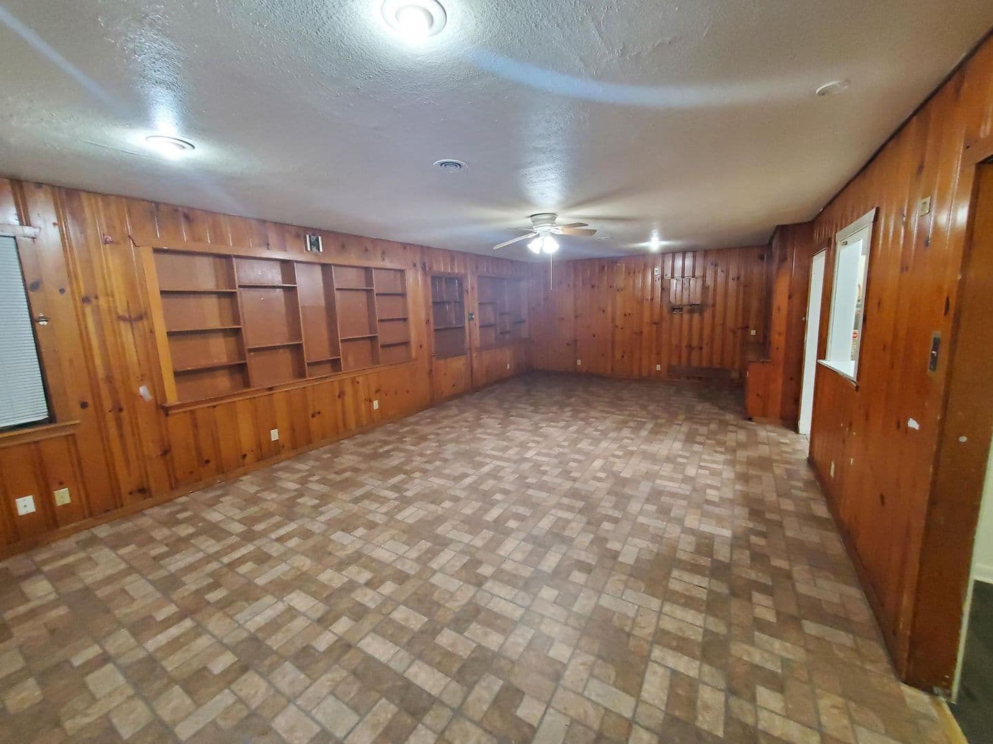 San Antonio Apartment: 862 Clower #2