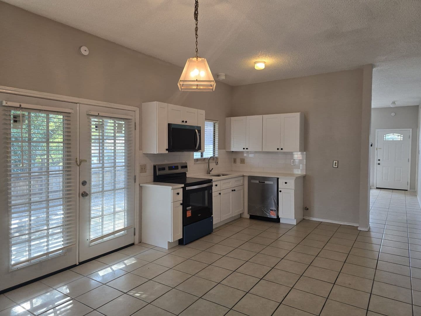 San Antonio House: 8703 Ridge Moon Dr