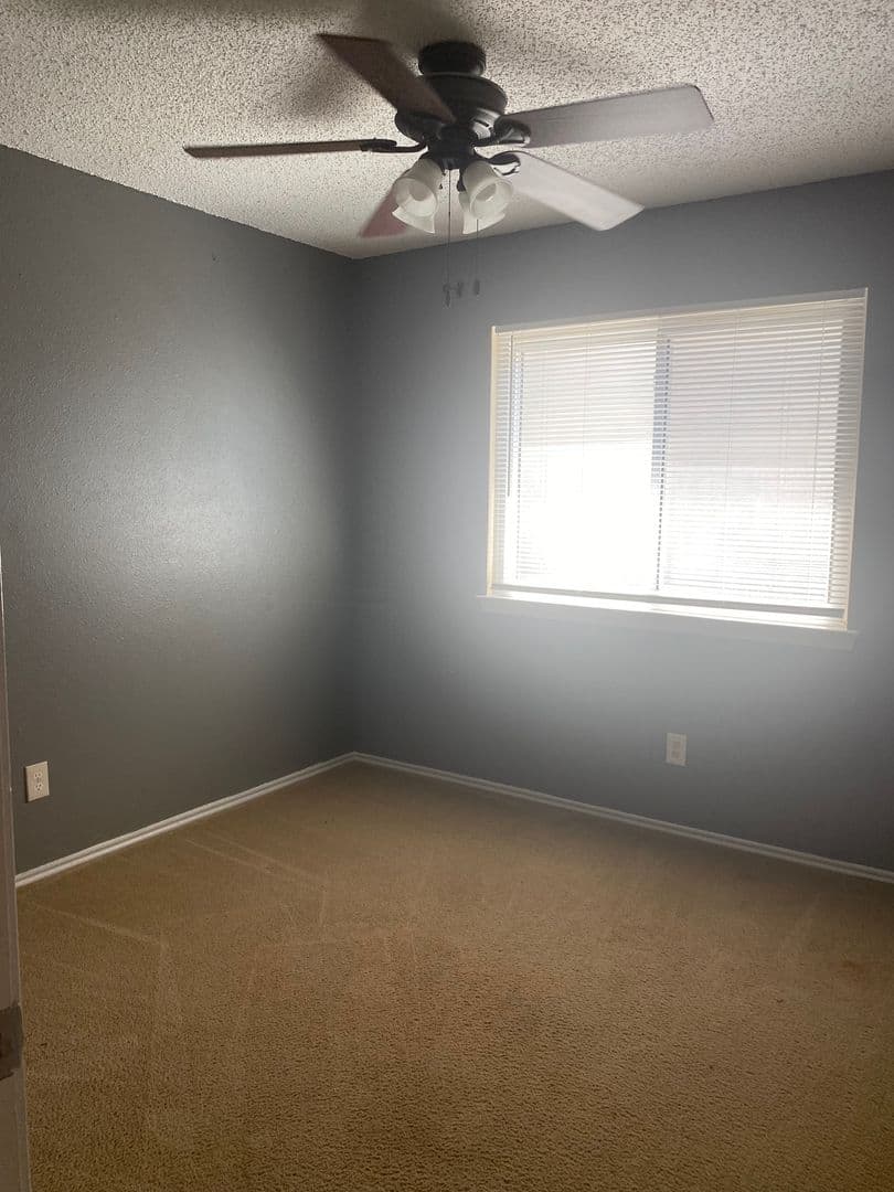 San Antonio House: 7322 Hardesty