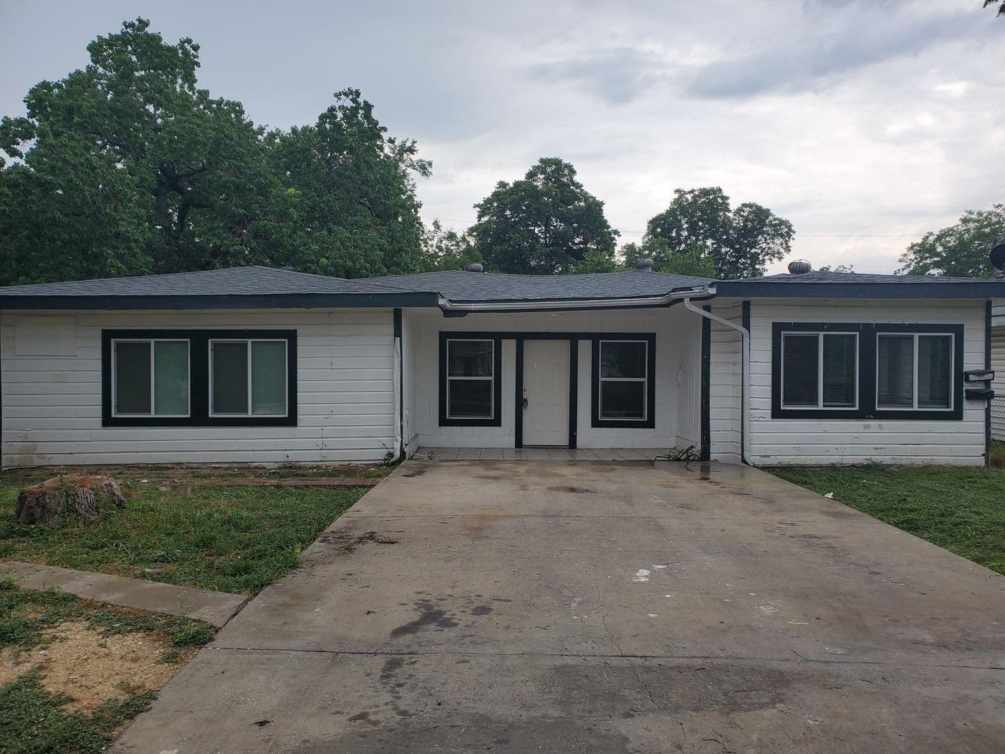 San Antonio Apartment: 862 Clower #2