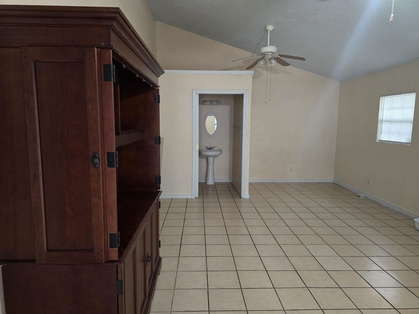 San Antonio House: 2710 West Craig