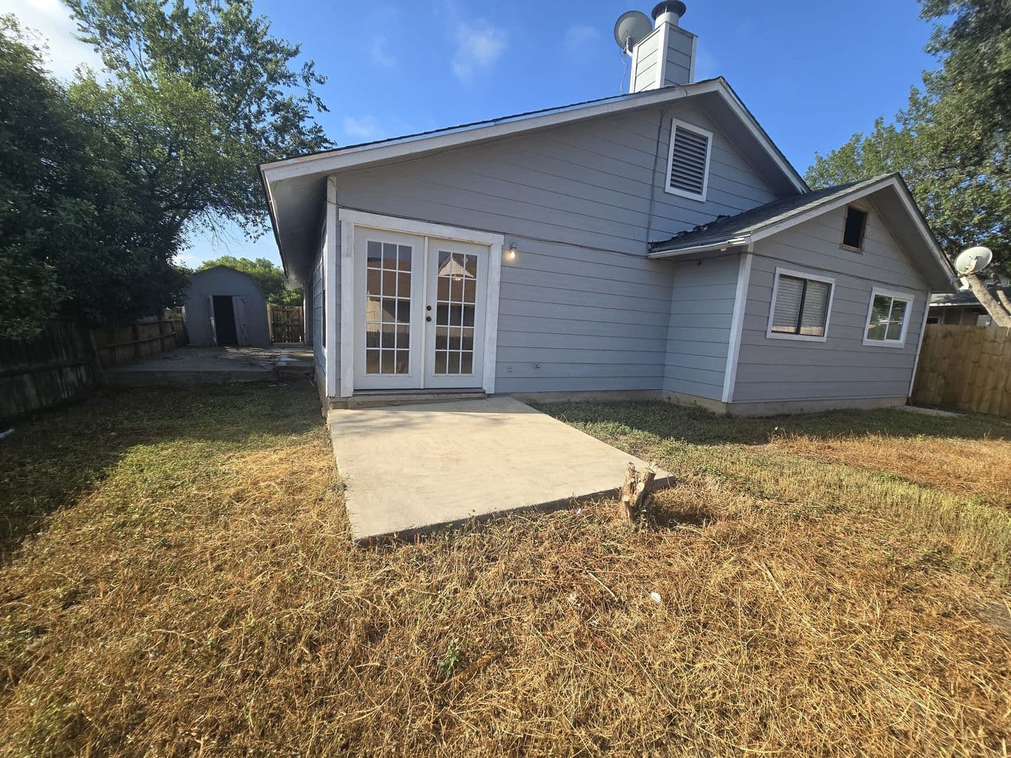 San Antonio House: 8703 Ridge Moon Dr