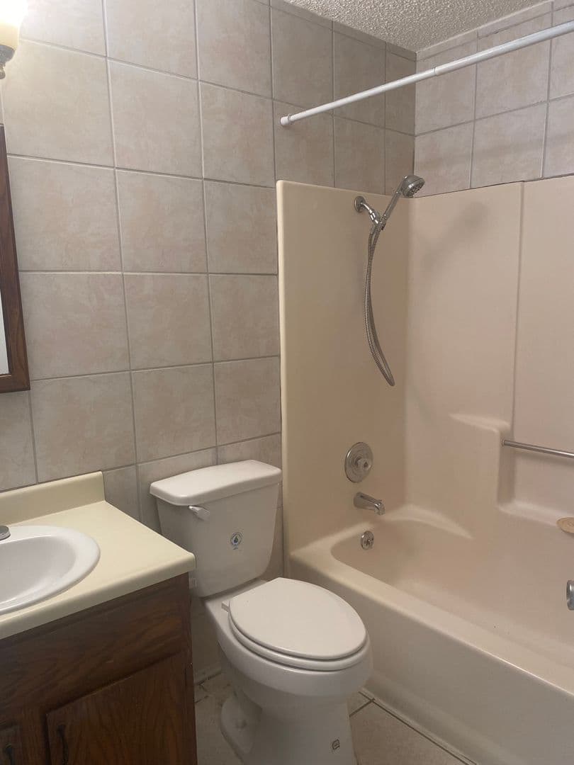 San Antonio House: 7322 Hardesty