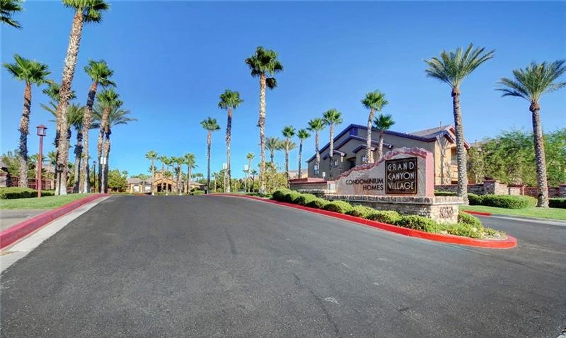 Las Vegas House: 8250 Grand Canyon Dr #2113