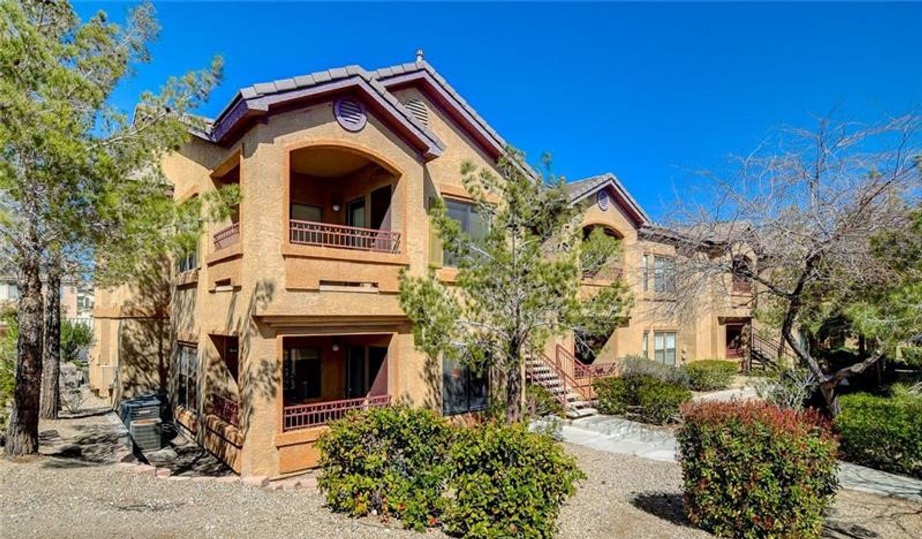 Las Vegas House: 8250 Grand Canyon Dr #2113