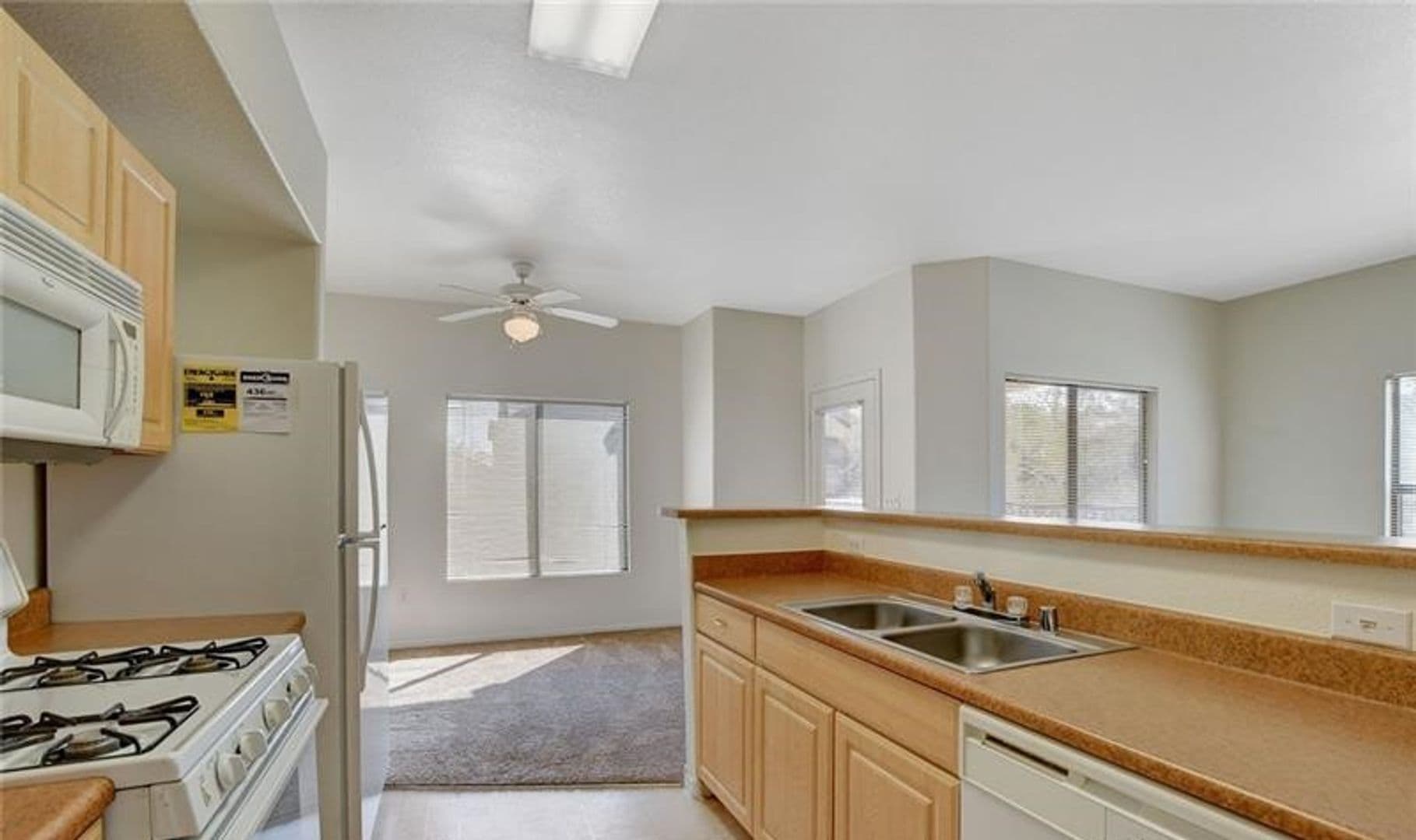 Las Vegas House: 8250 Grand Canyon Dr #2113