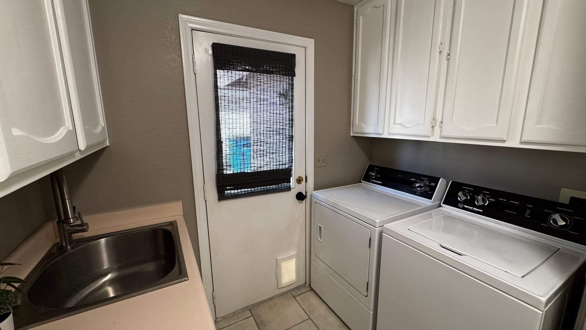 Las Vegas House: 2921 Channel Rock